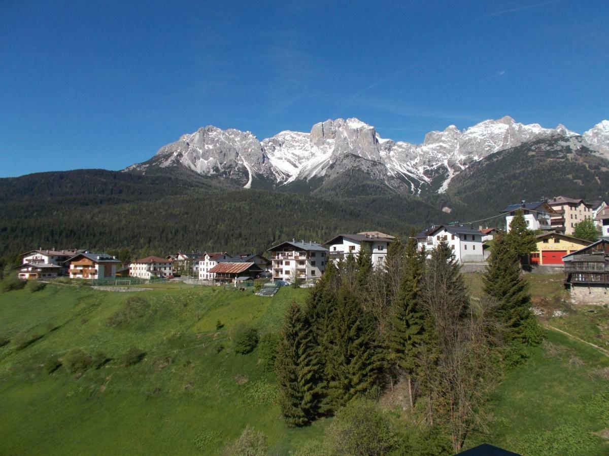 Balcone Sulle Dolomiti Apartment Comelico Superiore Luaran gambar